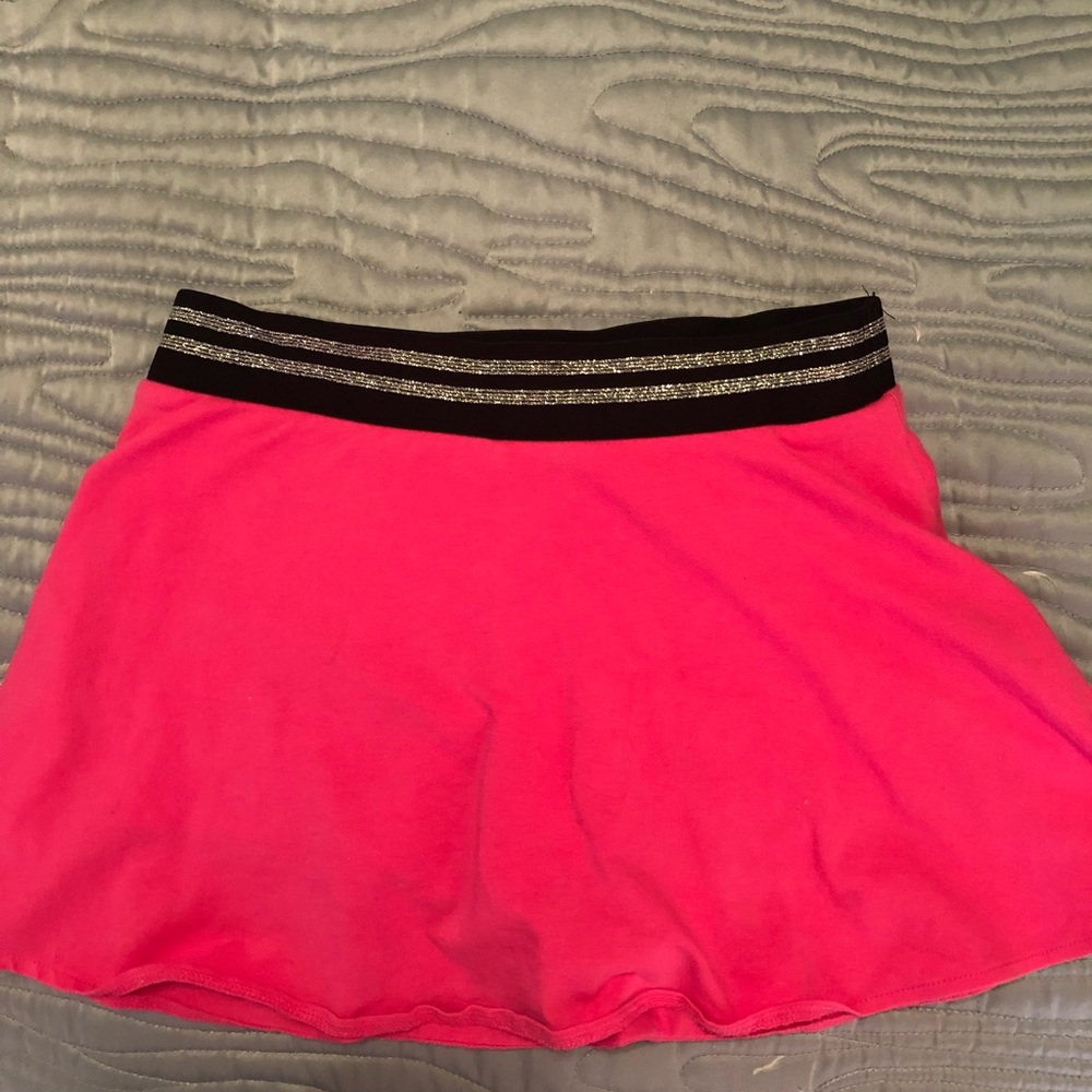 Hot pink skirt with built in shorts size S 7/8